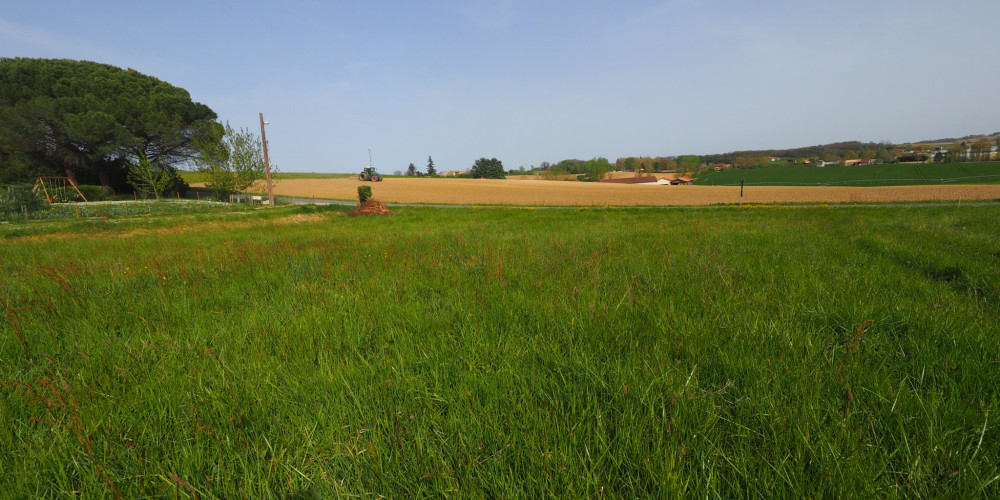 terrain à SEYCHES (47350)